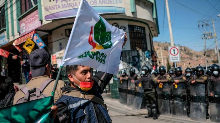 Lee más sobre el artículo Yungueños se preparan para llegar a La Paz; Gobierno anuncia plan antimarchas