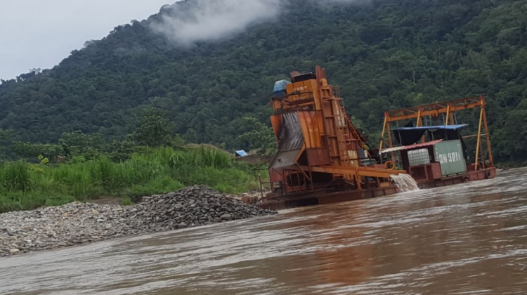 Lee más sobre el artículo Plantean el uso de tiourea en sustitución del mercurio para la explotación de oro