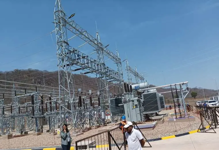 Lee más sobre el artículo Camiri se incorpora al sistema interconectado nacional de electricidad