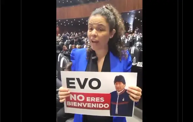 Lee más sobre el artículo Parlamentarios de México rechazan la presencia de Evo; lo llaman “narcodictador”