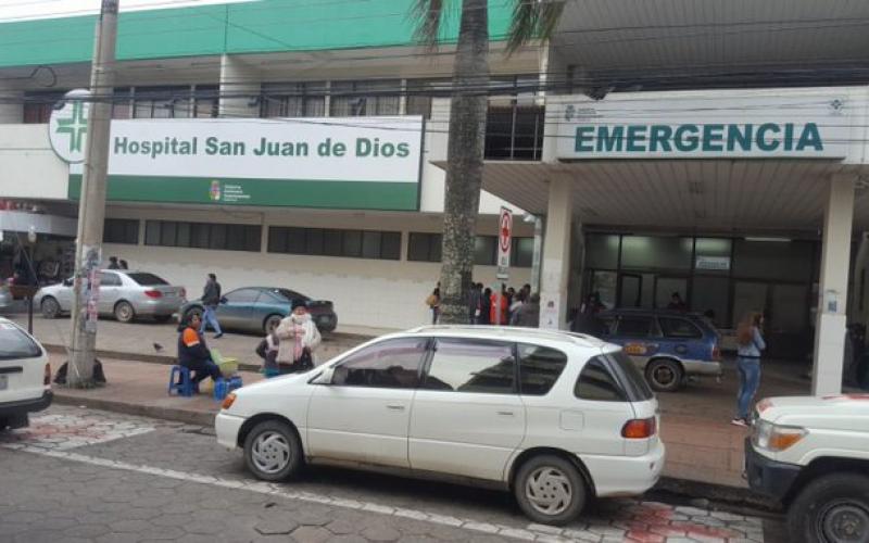 Lee más sobre el artículo Médicos anuncian paro de brazos caídos para el viernes por ‘perjuicios’ en Santa Cruz