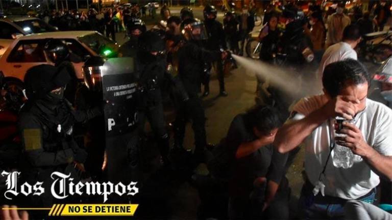 Lee más sobre el artículo Bloqueos en Cochabamba fueron reprimidos por la Policía.