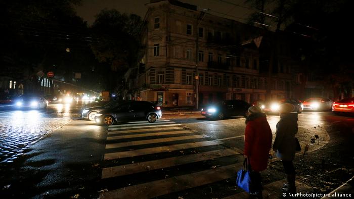 Lee más sobre el artículo Ataques rusos dejan sin electricidad a Odesa