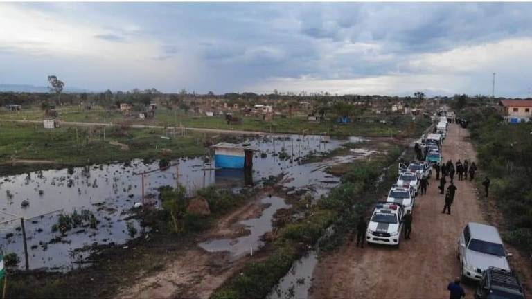 Lee más sobre el artículo Tras 50 días de toma, Gobierno moviliza a la Policía y desaloja a avasalladores de Lomas de Arena