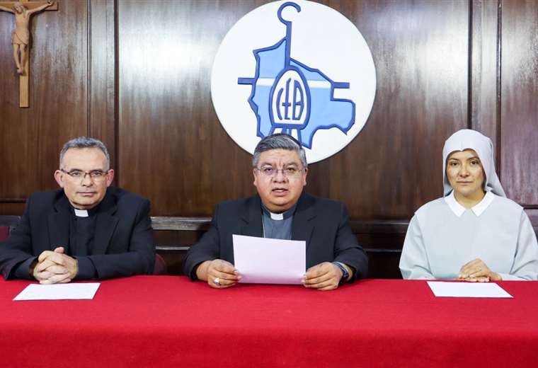 Lee más sobre el artículo Iglesia señala que el “golpe de Estado” nunca existió y lamenta la nueva afrenta del Gobierno a Santa Cruz