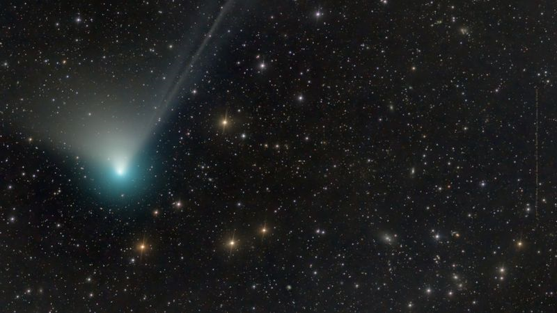 Lee más sobre el artículo El cometa verde que se acerca a la Tierra después de 50.000 años (y cuándo se verá en América Latina)
