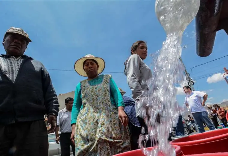 Lee más sobre el artículo Créditos por $us 630 millones para agua, alimento y hacer frente al cambio climático pasan al Senado