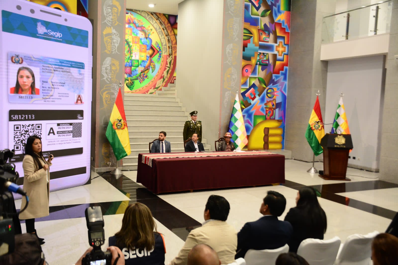 Lee más sobre el artículo Segip activa aplicación para obtener la cédula de identidad y la licencia de conducir duplicada de forma digital