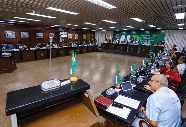 Lee más sobre el artículo Asamblea Departamental aprueba modificación presupuestaria que permite uso de Bs 17,9 millones para salud