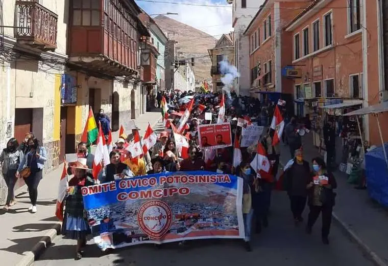 Lee más sobre el artículo Comcipo convoca a un paro de 72 horas desde el lunes en demanda de una ley de evaporíticos