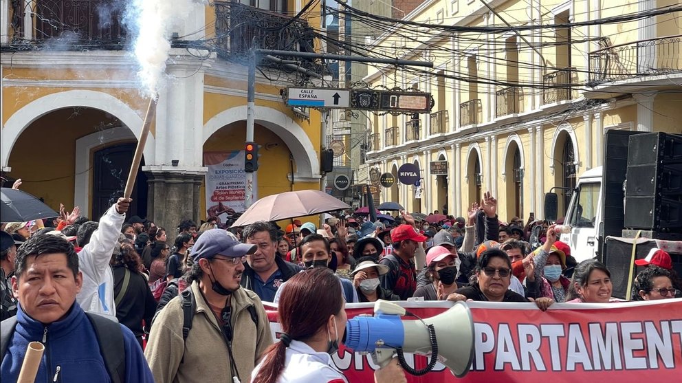 Lee más sobre el artículo El Magisterio rechaza la propuesta de Pary y anuncia nuevas movilizaciones