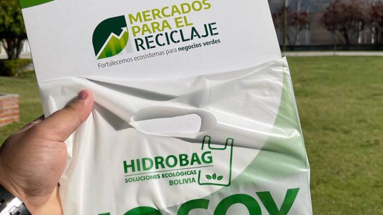 Lee más sobre el artículo Empresa boliviana transforma almidón de yuca en bolsas biodegradables
