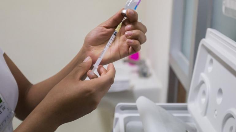 Lee más sobre el artículo En 10 días logran inmunizar a 68.965 personas contra la influenza en Santa Cruz