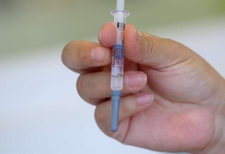 Lee más sobre el artículo Disminuye la propagación de la influenza en Santa Cruz mientras aumenta la vacunación
