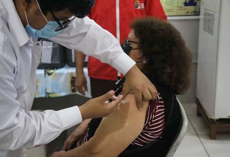Lee más sobre el artículo En 16 centros aplicarán la vacuna contra la influenza este fin de semana, sepa cuáles son