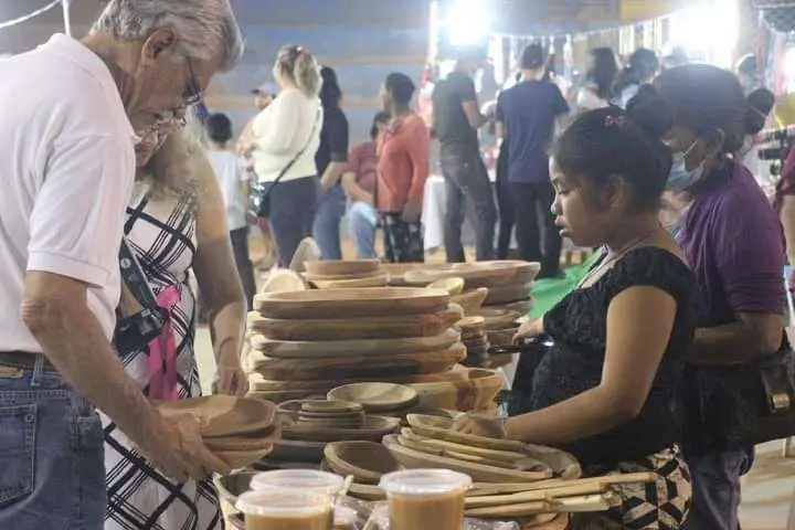 Lee más sobre el artículo Más de 35 empresarios de cinco países participarán del encuentro de negocios en la Feria Forestal ‘Chiquitania 2023’