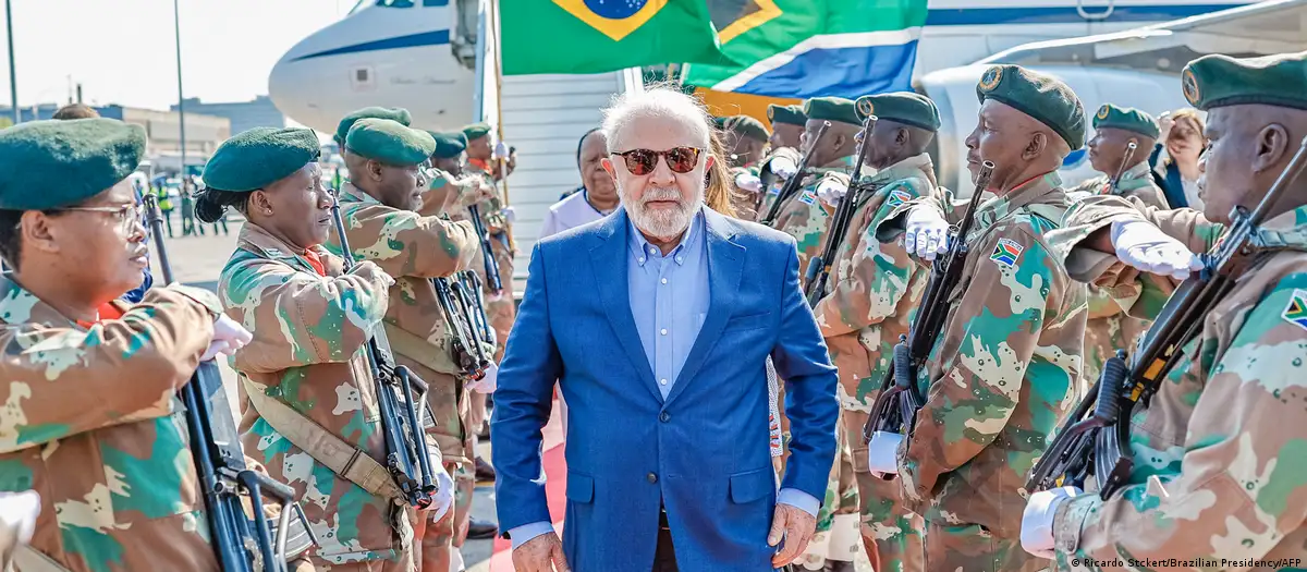 Lee más sobre el artículo BRICS inician cumbre en Sudáfrica en busca de mayor influencia global