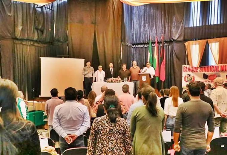 Lee más sobre el artículo Bloque de unidad perfila alternativa al MAS para 2025