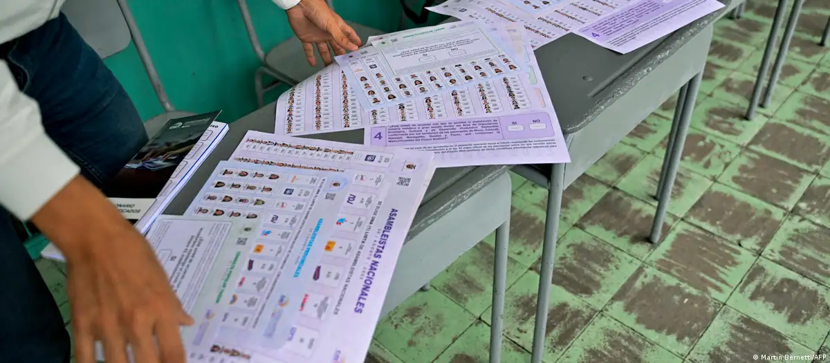 Lee más sobre el artículo Ecuador repetirá el voto en el exterior de las elecciones