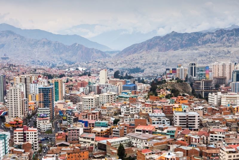 Lee más sobre el artículo Facturación electrónica crece en Bolivia, con más de 328 millones de facturas digitales emitidas