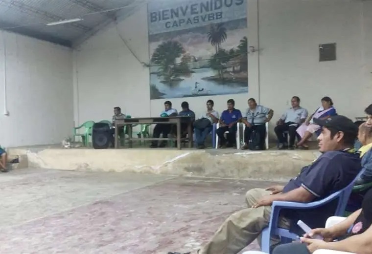 Lee más sobre el artículo Levantan bloqueo de carretera en el puente Ichilo tras acuerdo entre pobladores y autoridades