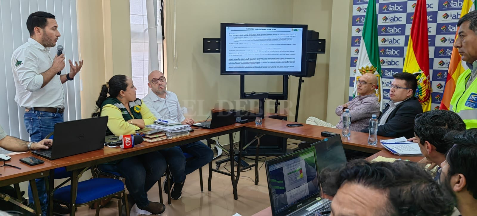 Lee más sobre el artículo Instalan la segunda jornada de mesas técnicas por el tramo Las Cruces – Buena Vista