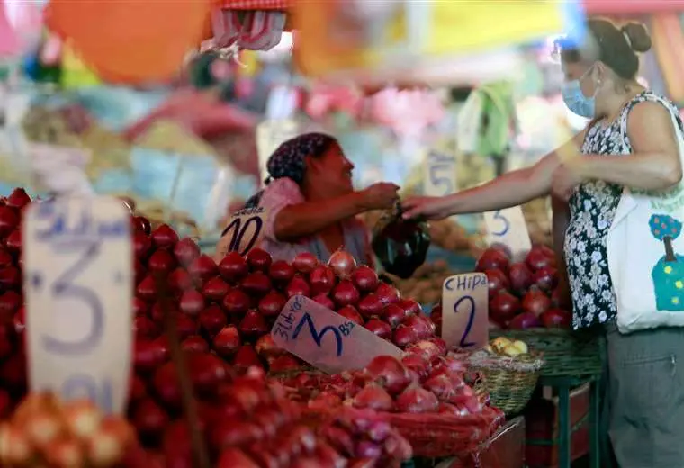 Lee más sobre el artículo Consumo y gasto público provocan el bajo y lento crecimiento del país