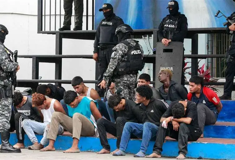 Lee más sobre el artículo Las fuerzas de seguridad de Ecuador detienen a más de 300 personas tras las jornadas de violencia